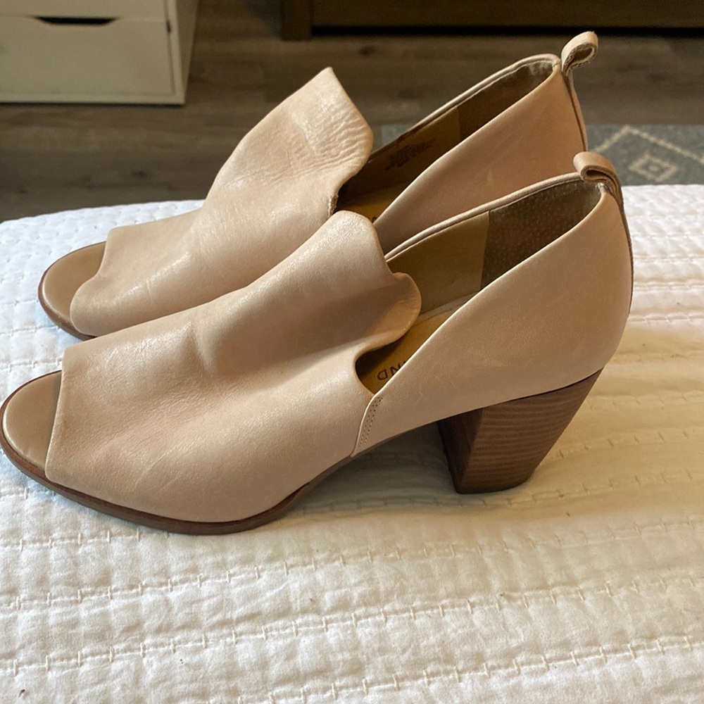 Lucky Brand heels